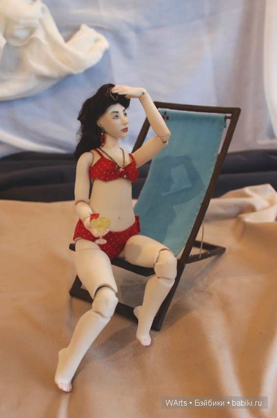 Всем хочется на пляж. Шарнирная кукла