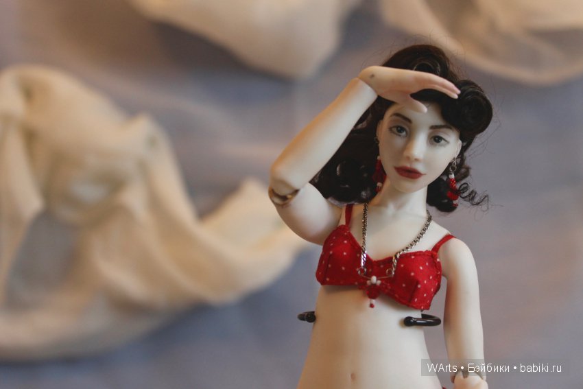 Всем хочется на пляж. Шарнирная кукла