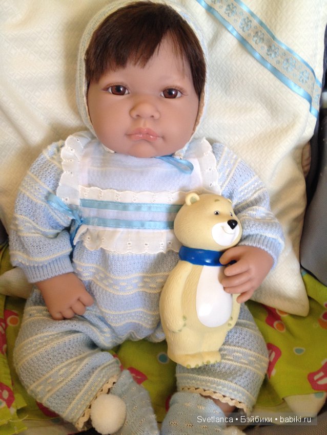 Раз-два-три-четыре мы "Хуанчиков" будили, на прогулку собирались, раздевались-одевались