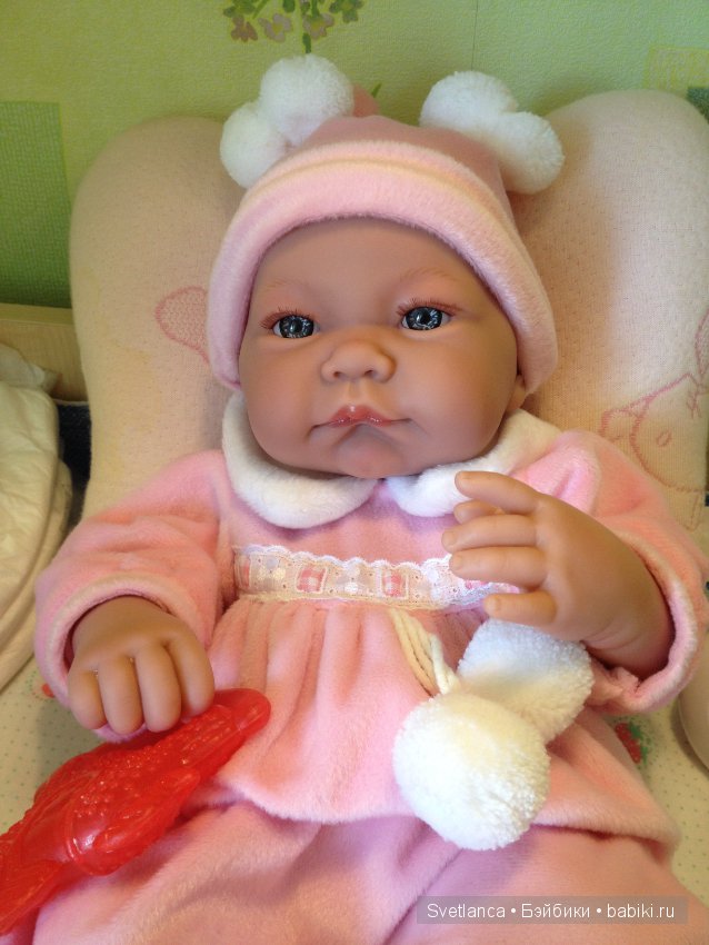 Раз-два-три-четыре мы "Хуанчиков" будили, на прогулку собирались, раздевались-одевались