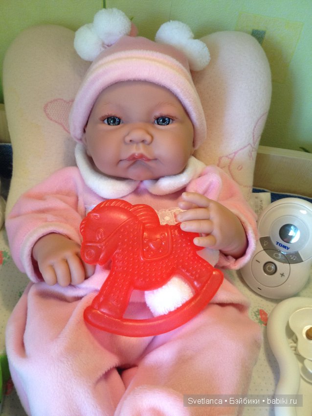 Раз-два-три-четыре мы "Хуанчиков" будили, на прогулку собирались, раздевались-одевались