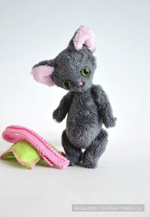 Котик в шапочке и шарфе. Моя игрушка ручной работы (фото 6)