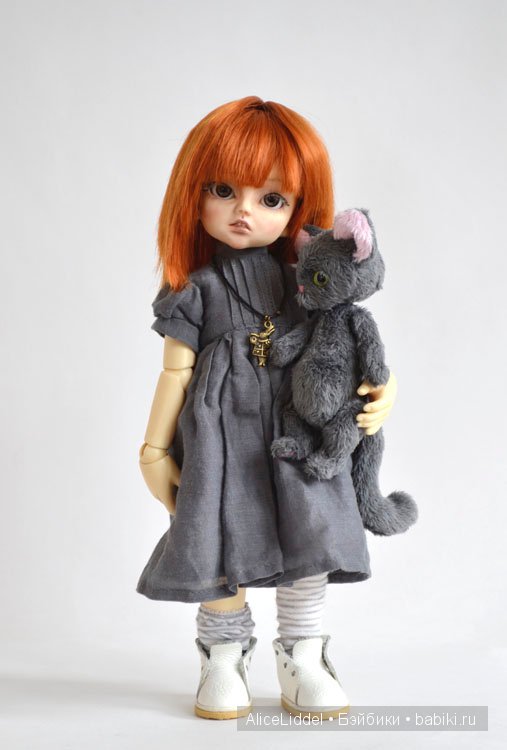 Как девчонки кота тискали (фото 6)