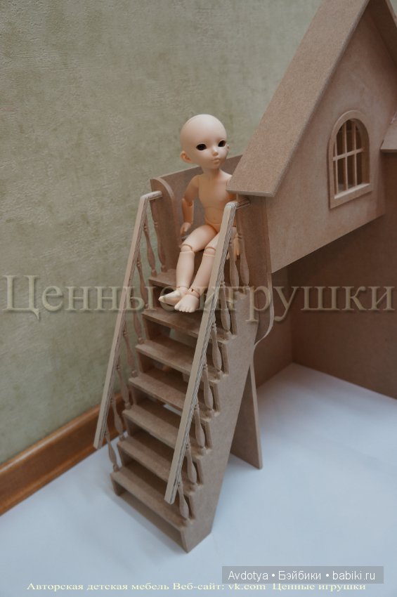 Кровать-домик для кукол — Кукольные домики своими руками: фото