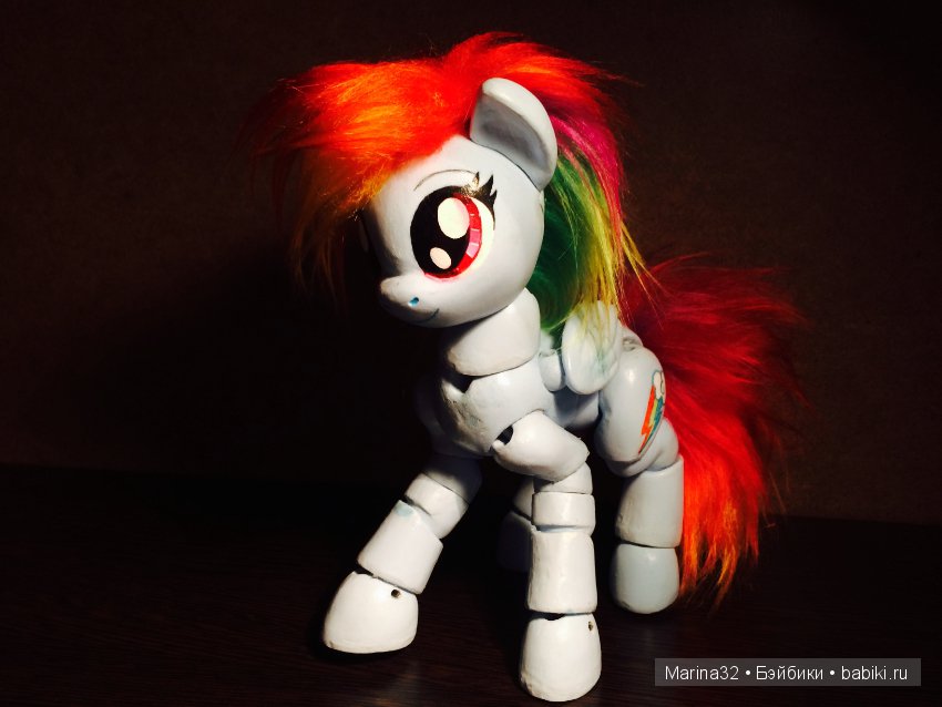 А вы когда-нибудь видели шарнирную пони? Нет?! Тогда смотрите (фото 2)