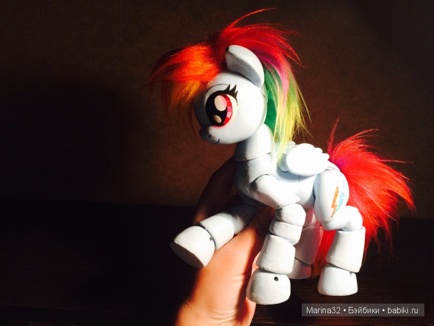 А вы когда-нибудь видели шарнирную пони? Нет?! Тогда смотрите (фото 5)