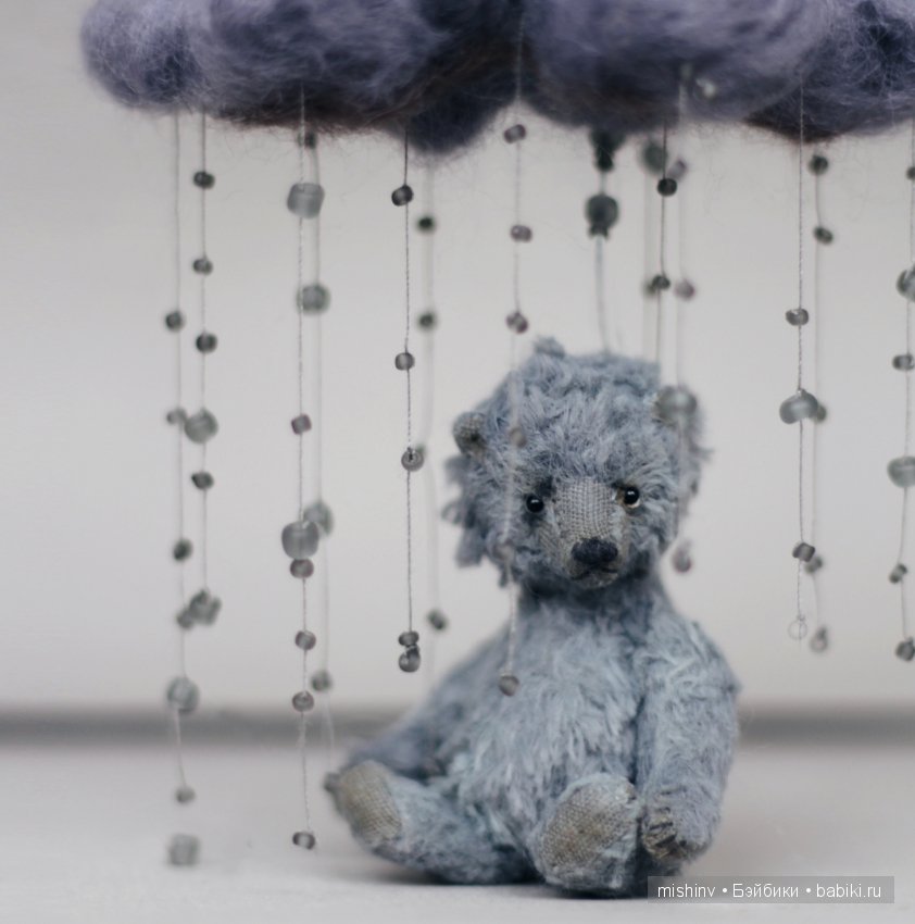 Миниатюрный мишка Дождик. Авторская игрушка ручной работы Татьяны Матляк