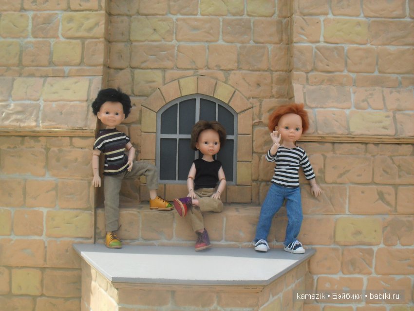 Мои мальчики гуляют по Москве