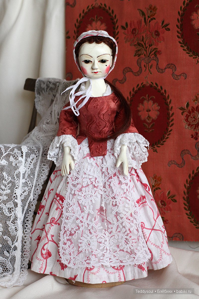 Мэйбл I, деревянная кукла времен Queen Anne