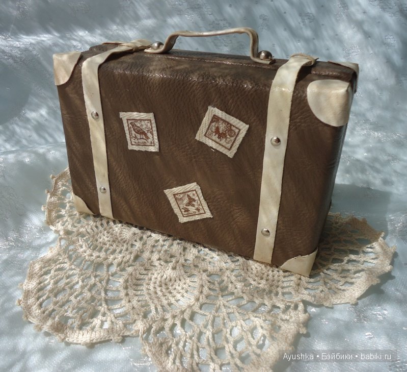 Мини-чемоданчики для кукол и их друзей