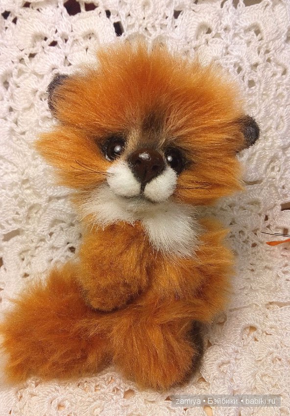 Веня - любитель охоты на бабочек. Игрушка ручной работы