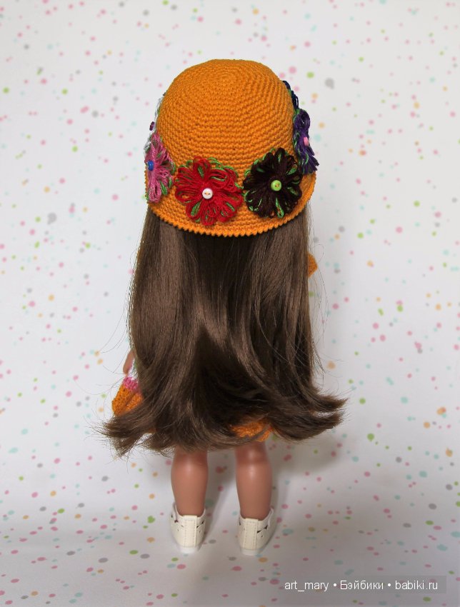 В сезоне летние наряды, коротких юбок дефиле (фото 2)