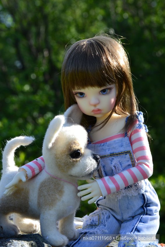 Меюшка со своим другом Кеном