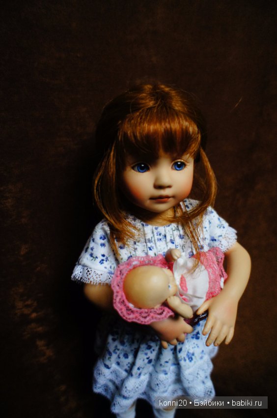 Маленькая виниловая куколка Лиза от автора Диана Эффнер - " Играем в дочки-матери" (фото 2)