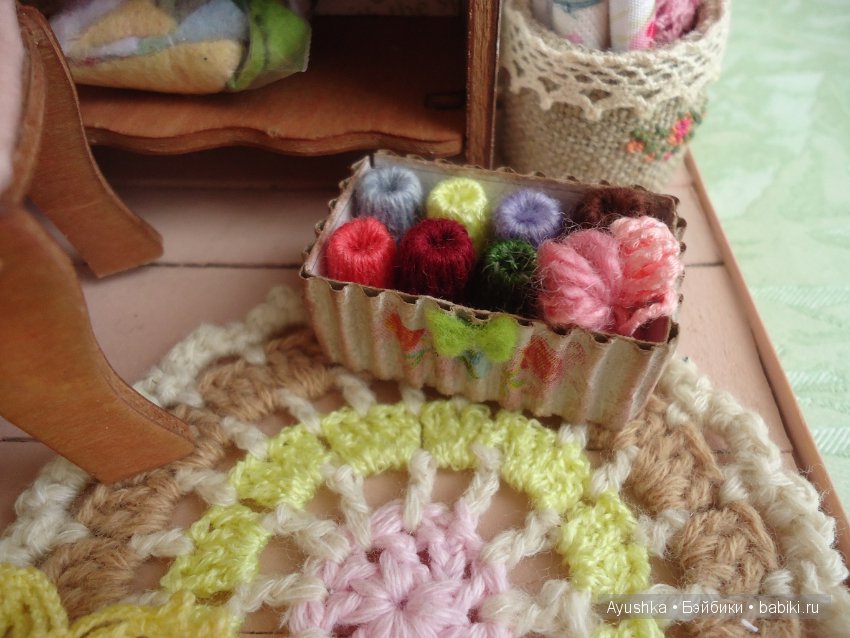 Где творят рукодельницы — Румбоксы и кукольные интерьеры: фото