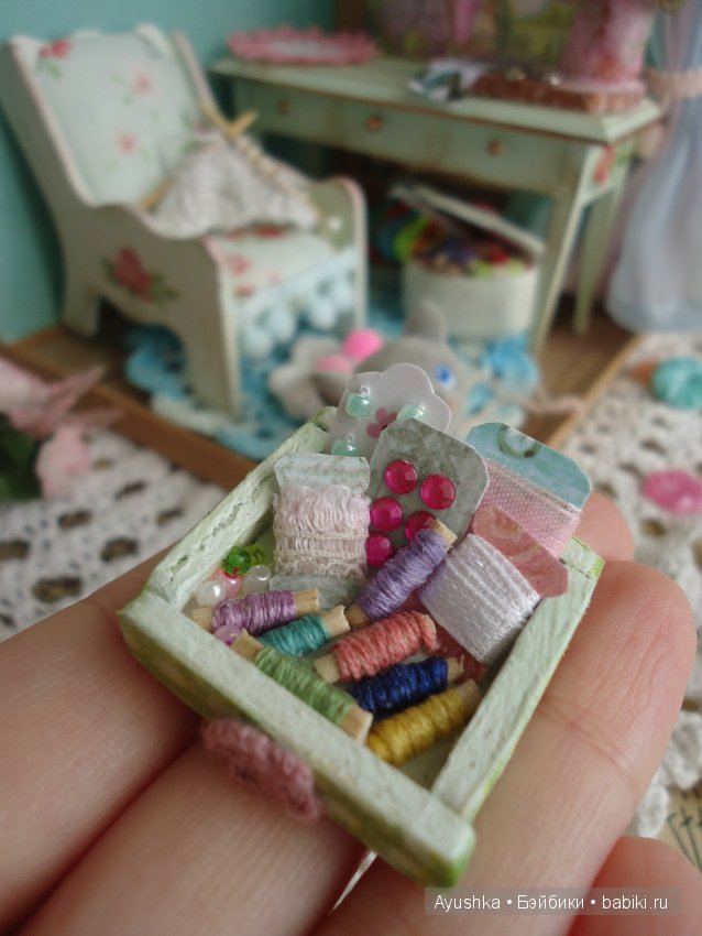 Где творят рукодельницы — Румбоксы и кукольные интерьеры: фото