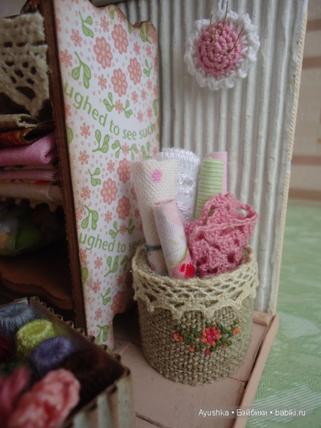 Где творят рукодельницы — Румбоксы и кукольные интерьеры: фото