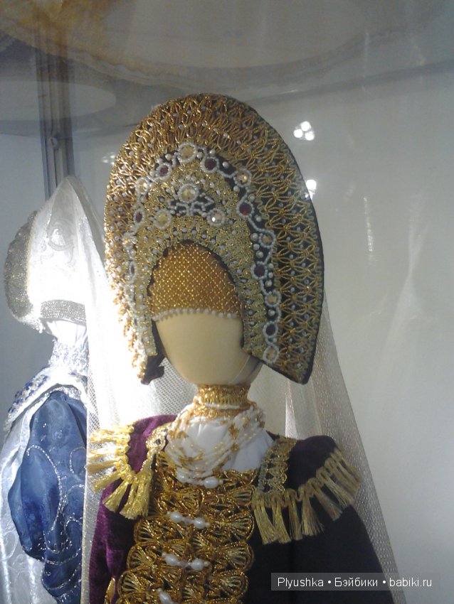 Выставка "Кукла и традиционный русский костюм" в Мытищинской картинной Галерее