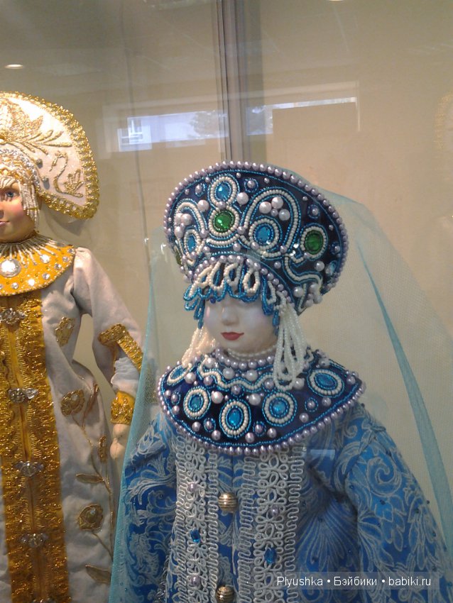 Выставка "Кукла и традиционный русский костюм" в Мытищинской картинной Галерее