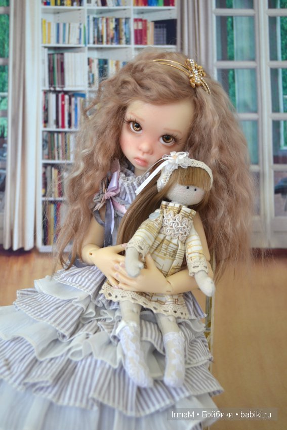 Моя Грейси! Примерка образов подружек Kaye Wiggs