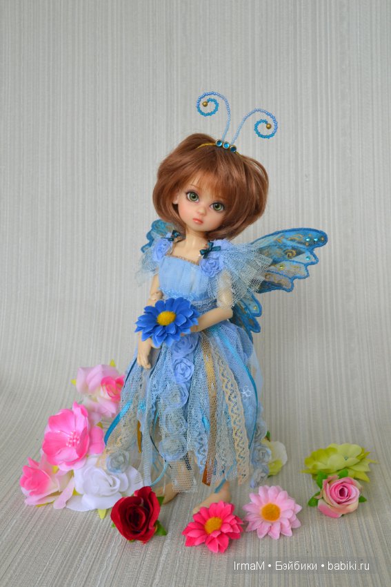 Такие разные! Но все равно подружки Самые маленькие от Kaye Wiggs