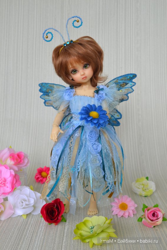 Такие разные! Но все равно подружки Самые маленькие от Kaye Wiggs