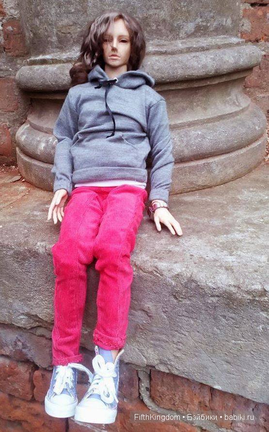 Толстовка и брюки на парня формата SD (фото 3)