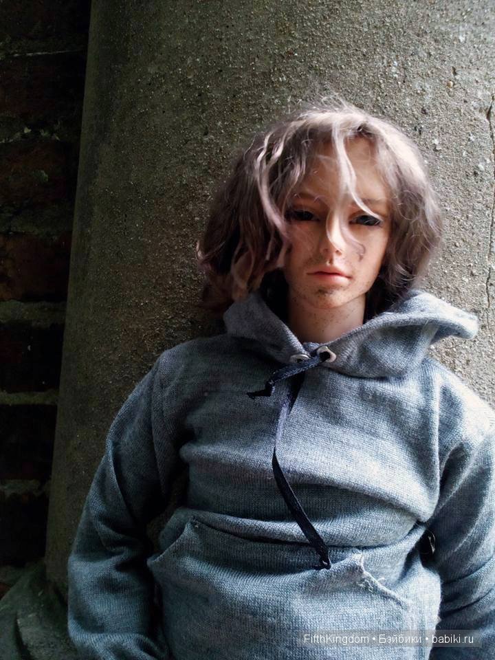 Толстовка и брюки на парня формата SD (фото 4)