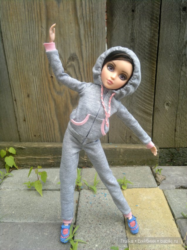 Спортсменка, комсомолка и просто красавица - Изабель