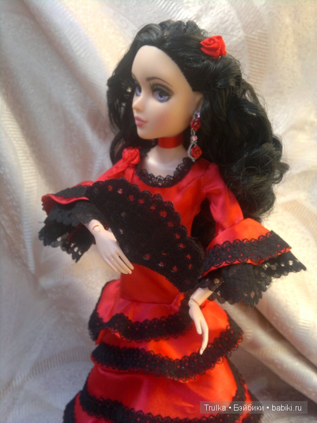 Спортсменка, комсомолка и просто красавица - Изабель (фото 2)