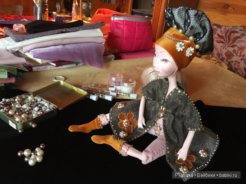 Интерьерная авторская кукла из паперклея (фото 4)