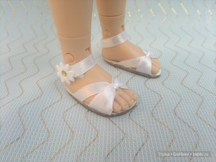 Первые обновочки для Олеси, куклы Джолина (фото 6)