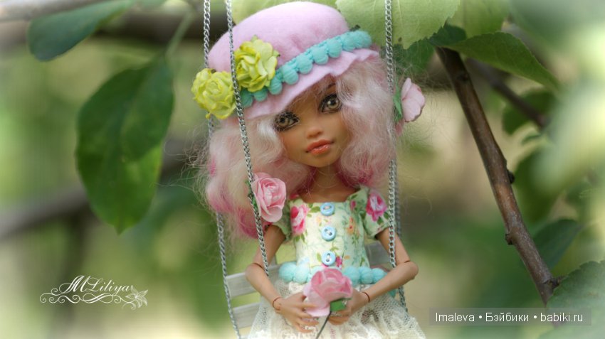 Прогулка по саду! Монстер Хай - Хоулин (фото 9)