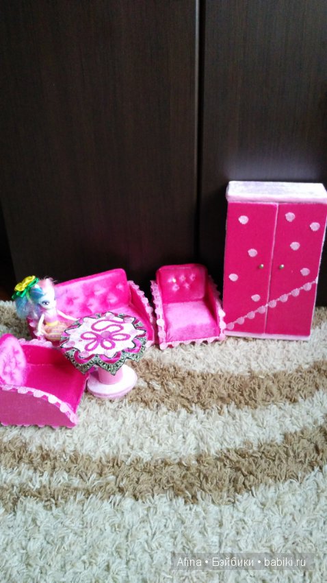 Мебель для кукол. Диваны, кресла, столы, шкафы, торшеры и т.д