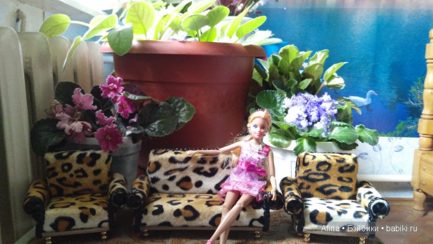 Мебель для кукол. Диваны, кресла, столы, шкафы, торшеры и т.д (фото 8)