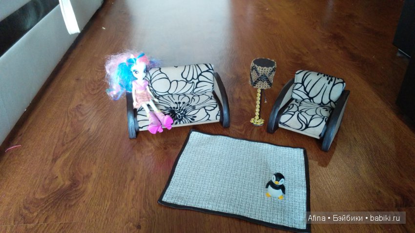 Мебель для кукол. Диваны, кресла, столы, шкафы, торшеры и т.д (фото 3)