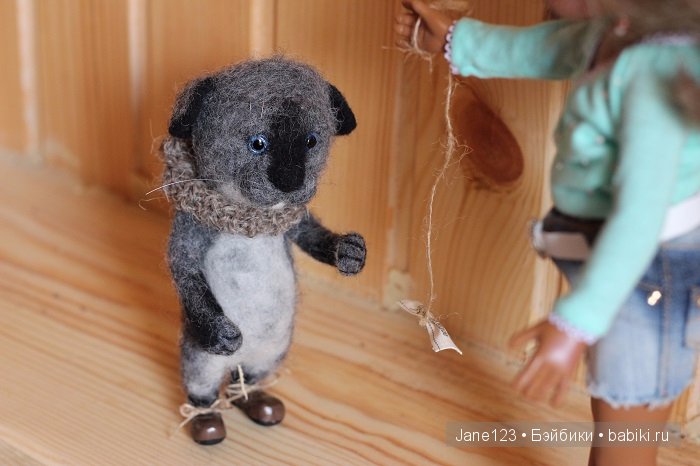 Жил-был у девочки серенький котик