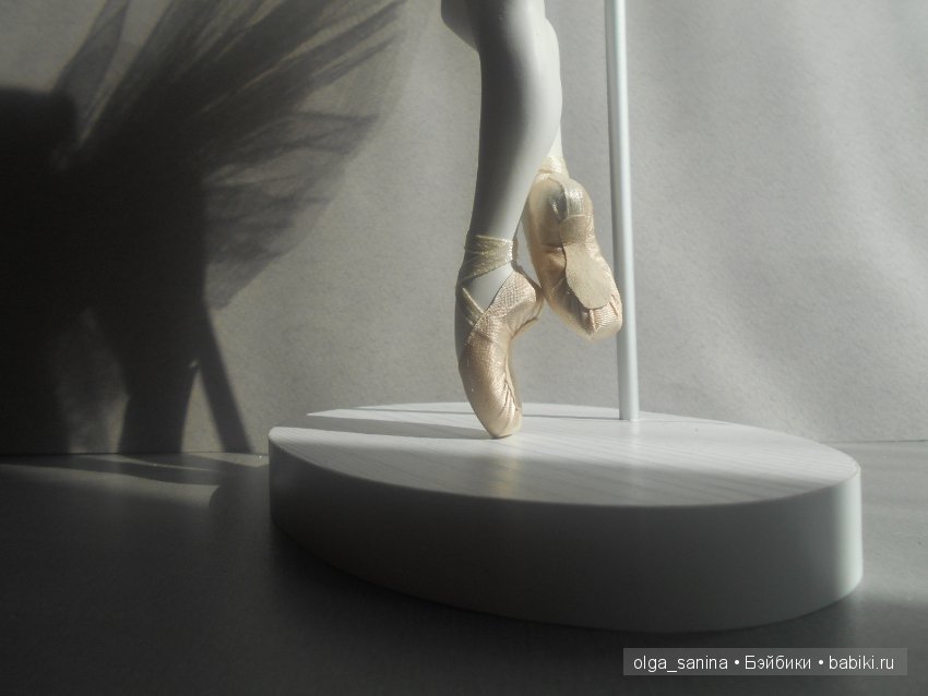 Шарнирная авторская кукла "В балетном классе" (фото 6)