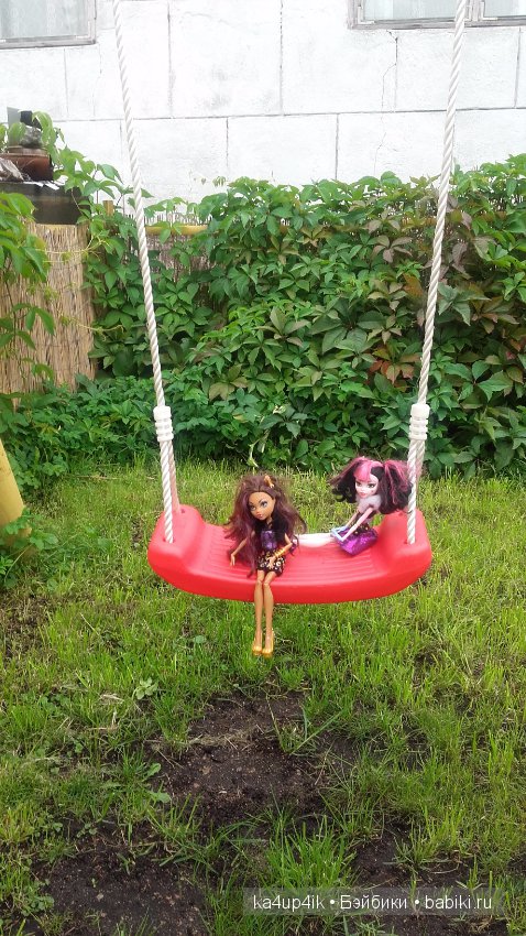 Монстряшки на прогулке — Куклы Monster High и Ever After High: G1