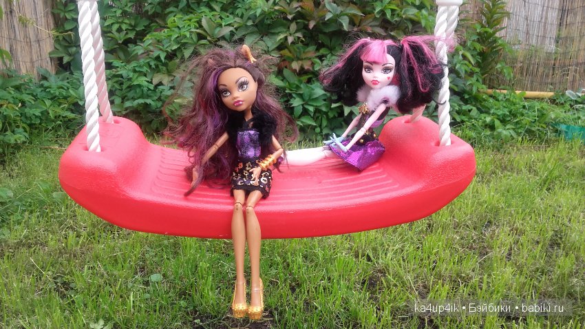 Монстряшки на прогулке — Куклы Monster High и Ever After High: G1