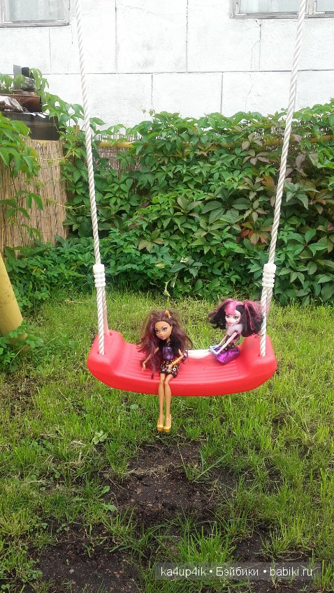 Монстряшки на прогулке — Куклы Monster High и Ever After High: G1