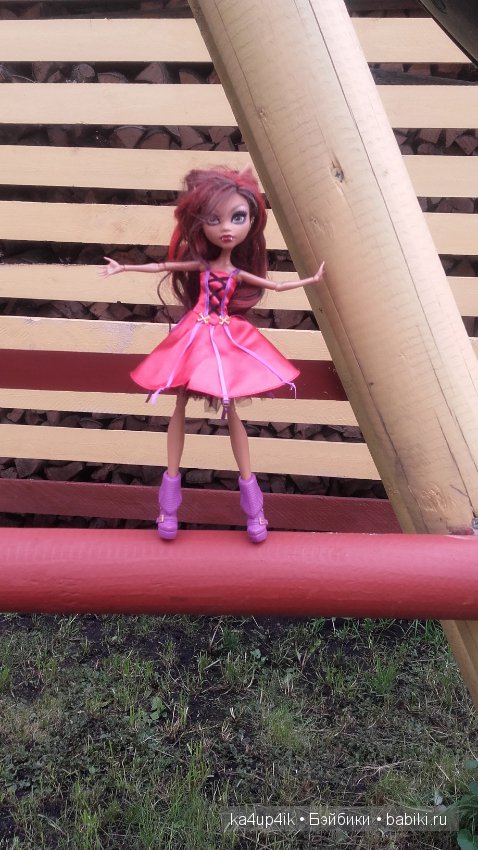 Монстряшки развлекаются — Куклы Monster High и Ever After High: G1