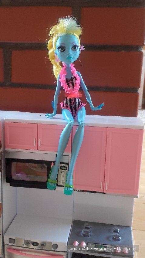 Монстряшки развлекаются — Куклы Monster High и Ever After High: G1