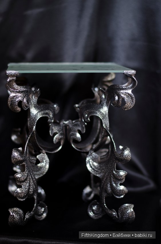 Элегантный столик для кукол (фото 3)