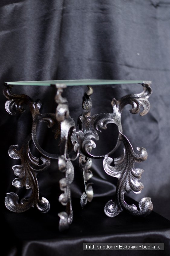 Элегантный столик для кукол (фото 4)