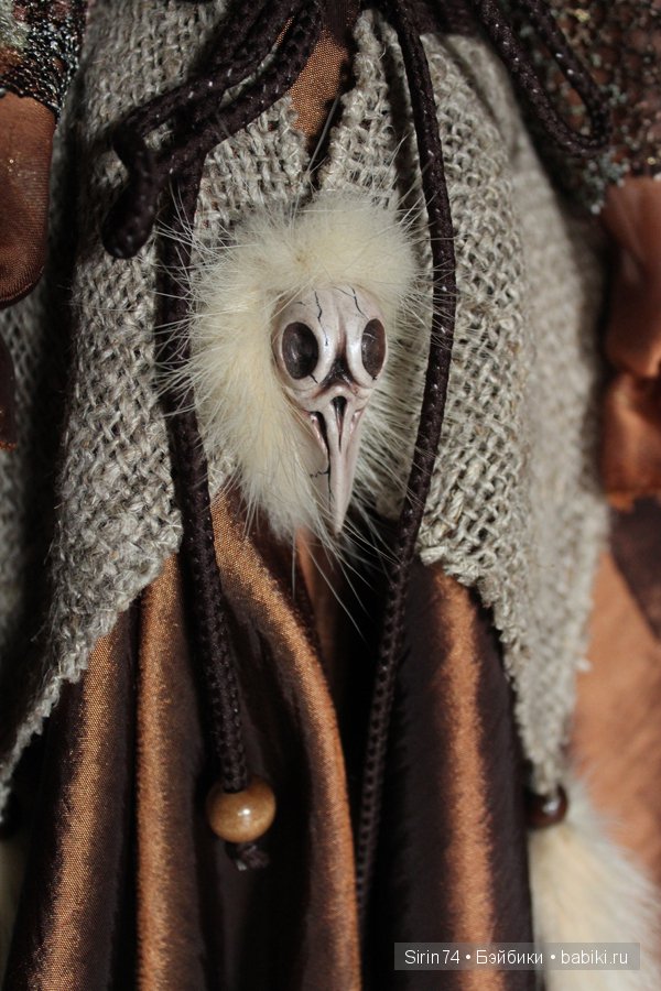 Новый образ для обычной фарфоровой куколки (фото 5)