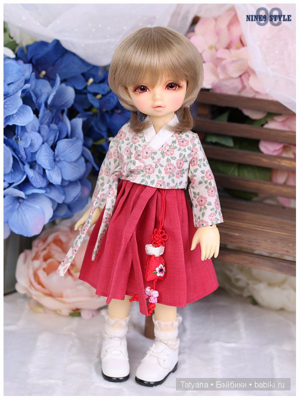 В честь праздника урожая Nine9style продают Ирис и осовремененный ханбок (фото 3)