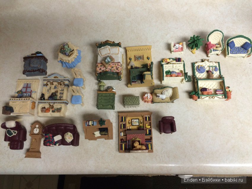 Victorian Memories от AVON. Миниатюра 1:24 (фото 5)
