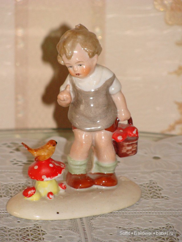 Маленькая фарфоровая коллекция