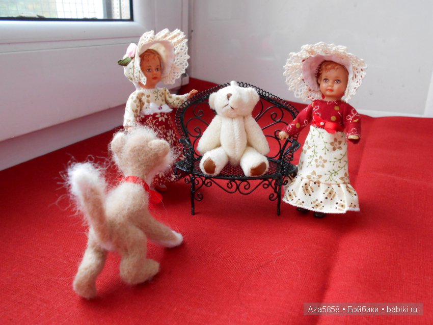 Почти антикварные близнецы